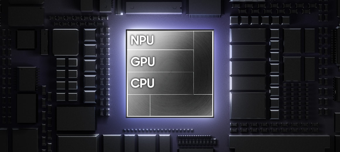 NPU, GPU, CPU를 갖춘 갤럭시 Z 폴드8 칩이 나타납니다. 이 칩은 'AI'라는 문구로 바뀌고 접힌 갤럭시 Z 폴드8의 후면부로 들어갑니다. 갤럭시용 스냅드래곤® 8 Elite 5세대 칩이 탑재되어 있습니다.